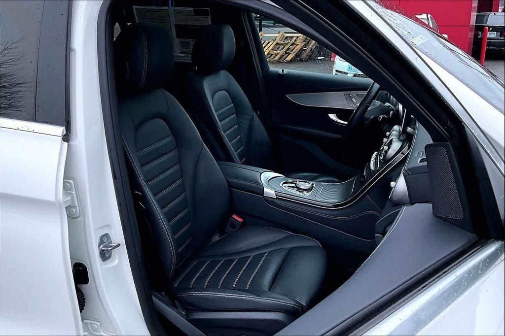 used 2019 Mercedes-Benz GLC 300 car, priced at $20,692