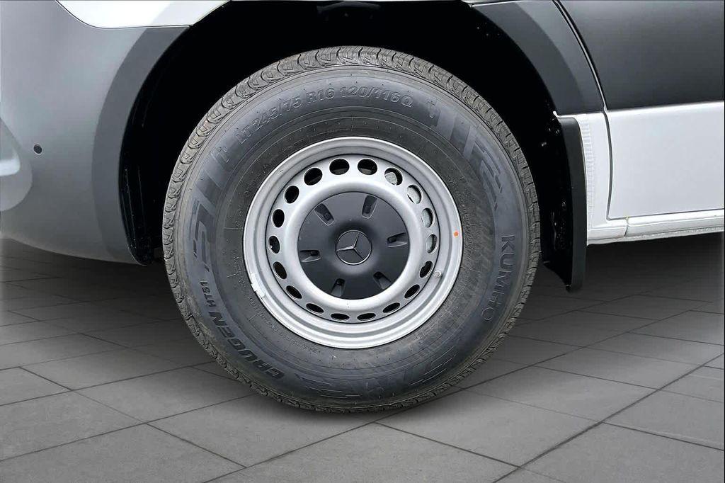 new 2026 Mercedes-Benz Sprinter 2500 car, priced at $68,553