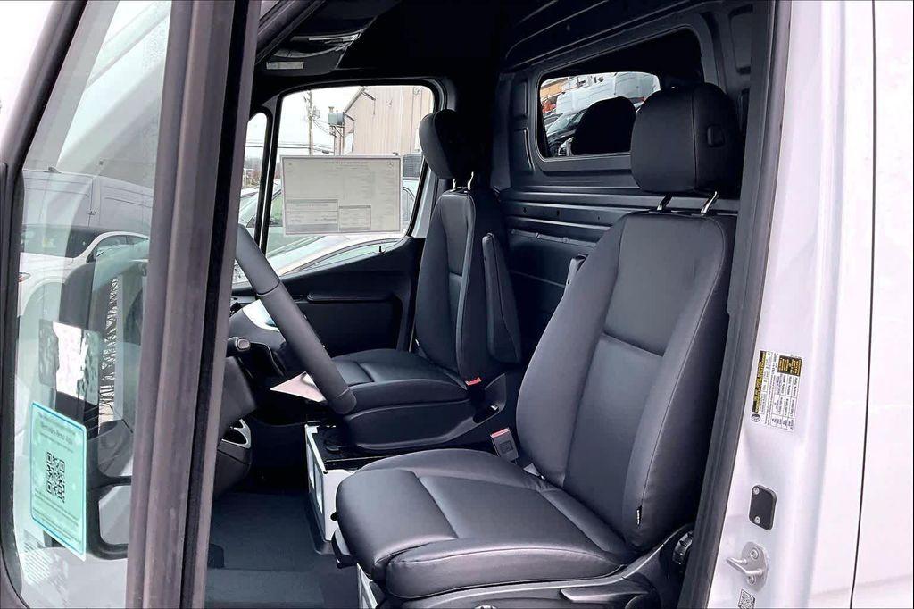 new 2026 Mercedes-Benz Sprinter 2500 car, priced at $68,553