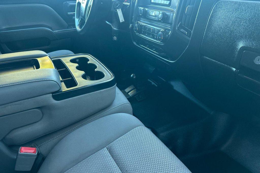 used 2015 Chevrolet Silverado 1500 car, priced at $18,998