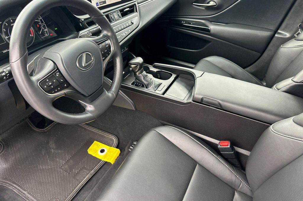 used 2025 Lexus ES 350 car, priced at $48,998
