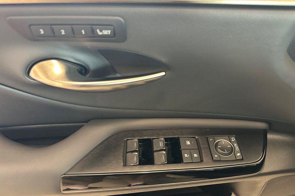 used 2023 Lexus ES 350 car, priced at $43,588