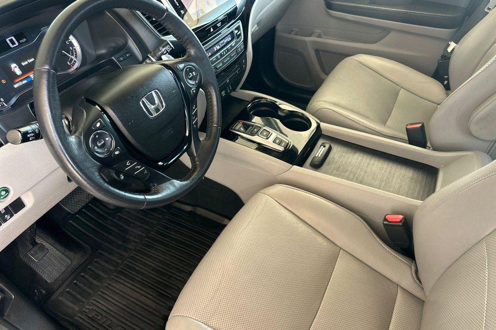 used 2017 Honda Pilot car, priced at $23,588