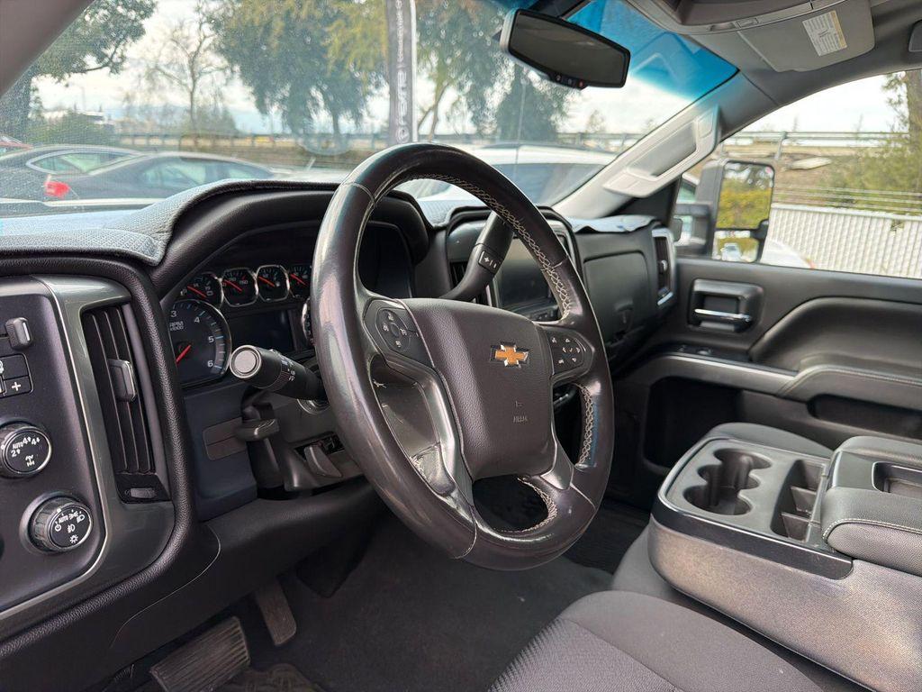 used 2018 Chevrolet Silverado 1500 car, priced at $22,998
