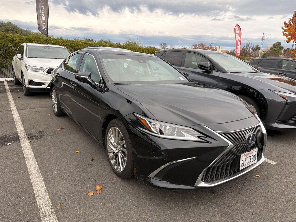 used 2019 Lexus ES 300h car, priced at $28,788