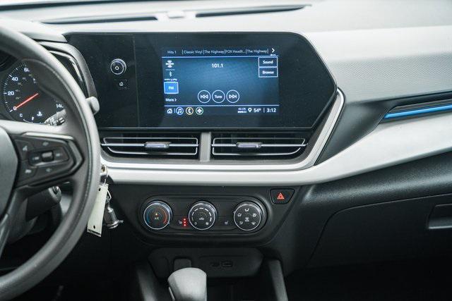 used 2024 Chevrolet Trax car, priced at $19,425