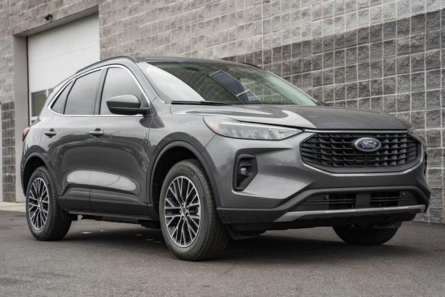 new 2026 Ford Escape PHEV car, priced at $26,048
