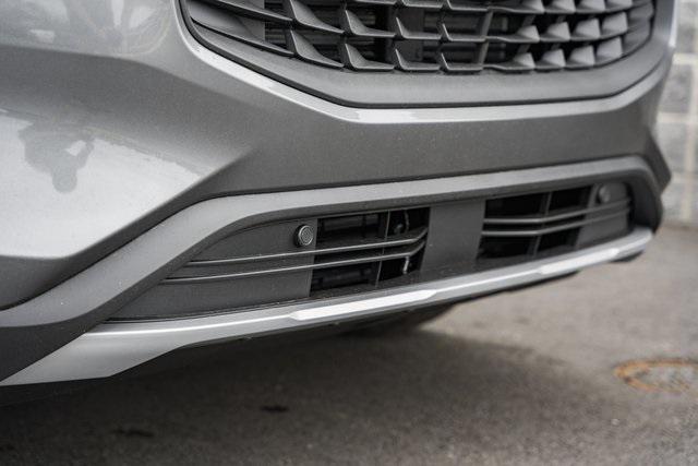 new 2026 Ford Escape PHEV car, priced at $26,048