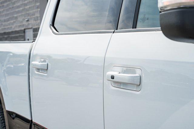 used 2022 Ford F-250 car, priced at $38,000