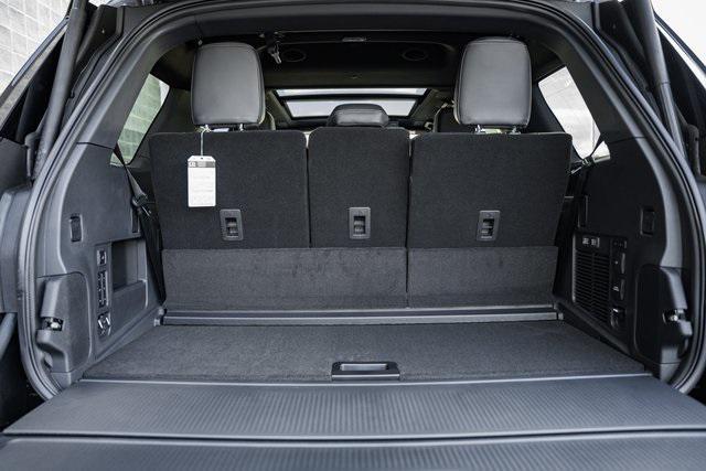 new 2025 Ford Expedition car, priced at $82,990