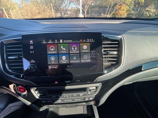 used 2022 Honda Pilot car, priced at $28,991