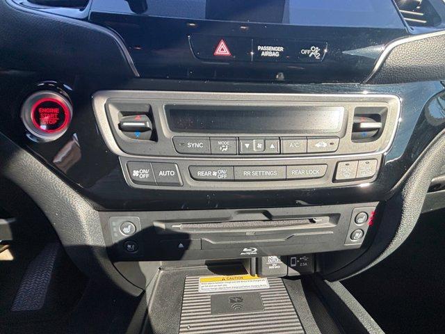 used 2022 Honda Pilot car, priced at $28,991