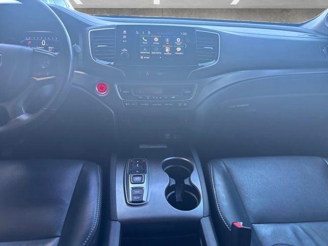 used 2022 Honda Pilot car, priced at $28,991