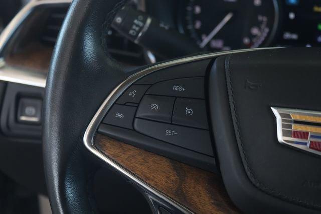 used 2022 Cadillac XT5 car, priced at $27,991