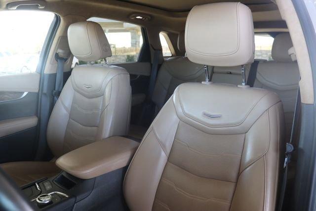 used 2022 Cadillac XT5 car, priced at $27,991