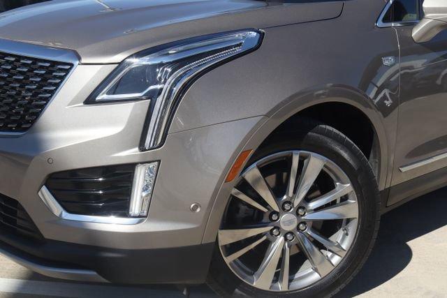 used 2022 Cadillac XT5 car, priced at $27,991