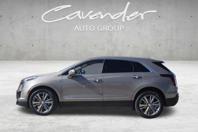 used 2022 Cadillac XT5 car, priced at $27,991