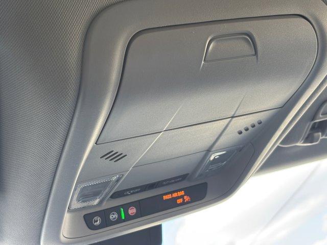 used 2023 Chevrolet Equinox car, priced at $18,811