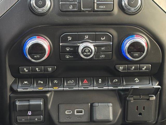 used 2021 GMC Sierra 1500 car, priced at $35,991