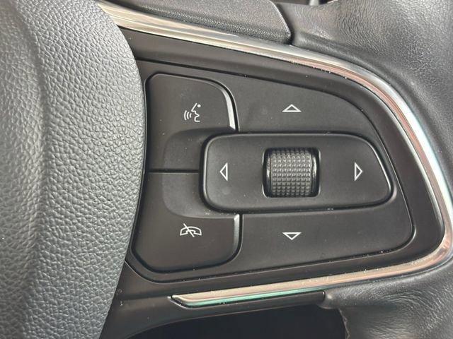 used 2023 Buick Envision car, priced at $29,216