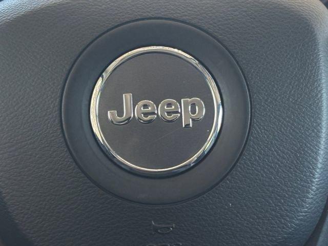 used 2022 Jeep Cherokee car, priced at $22,216