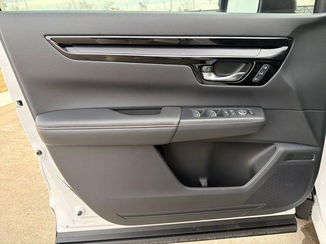 new 2026 Honda CR-V Hybrid car, priced at $44,155