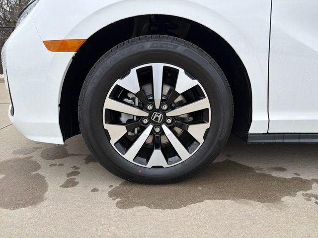 new 2026 Honda Odyssey car, priced at $45,340