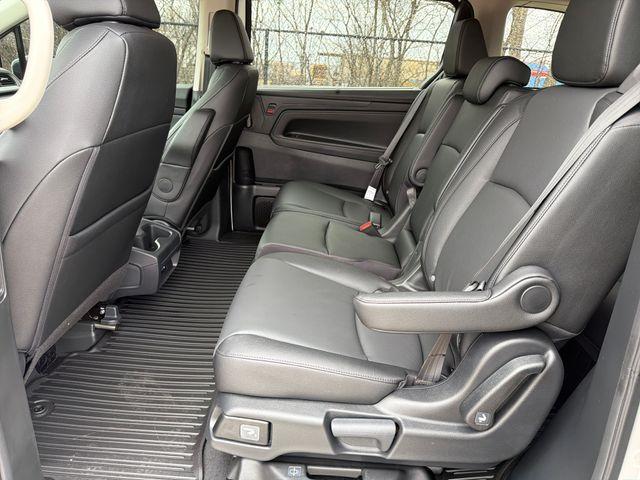 new 2026 Honda Odyssey car, priced at $45,340