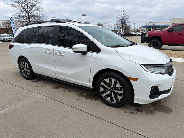 new 2026 Honda Odyssey car, priced at $45,340