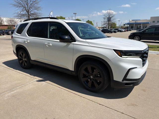 used 2025 Honda Pilot car, priced at $47,995