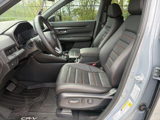 new 2026 Honda CR-V Hybrid car, priced at $40,630