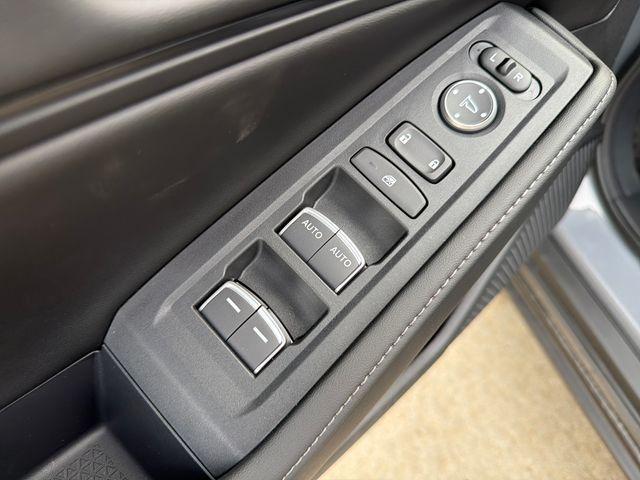 new 2025 Honda Accord Hybrid car, priced at $35,305