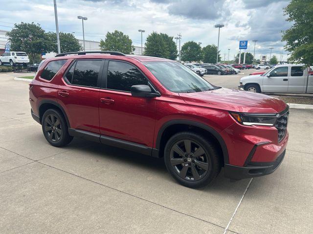 used 2025 Honda Pilot car, priced at $41,695