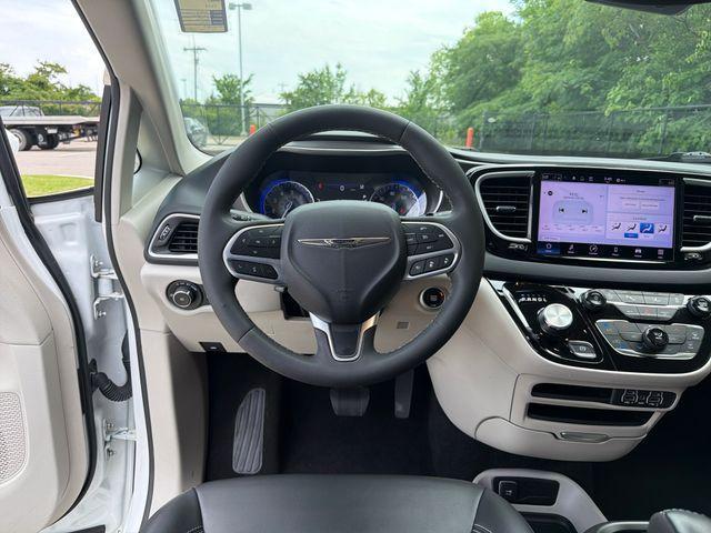 used 2023 Chrysler Pacifica car, priced at $23,495