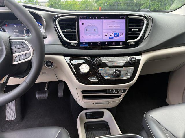 used 2023 Chrysler Pacifica car, priced at $23,495