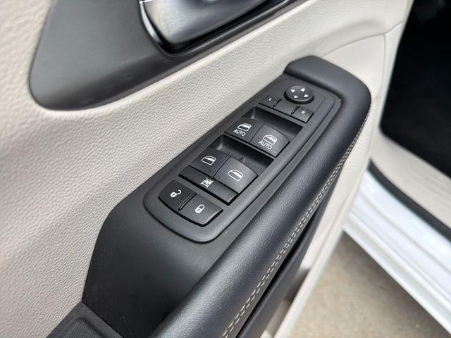 used 2023 Chrysler Pacifica car, priced at $23,495