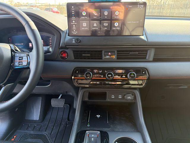 new 2026 Honda Pilot car, priced at $52,345