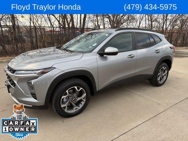 used 2025 Chevrolet Trax car, priced at $22,895