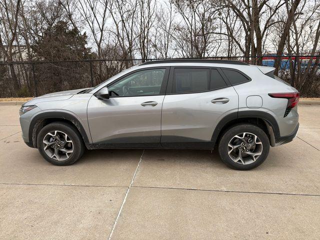 used 2025 Chevrolet Trax car, priced at $22,895