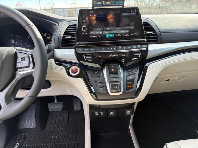 new 2026 Honda Odyssey car, priced at $48,990