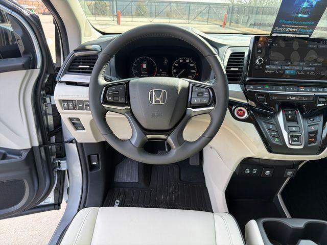 new 2026 Honda Odyssey car, priced at $48,990