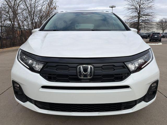 new 2026 Honda Odyssey car, priced at $45,340