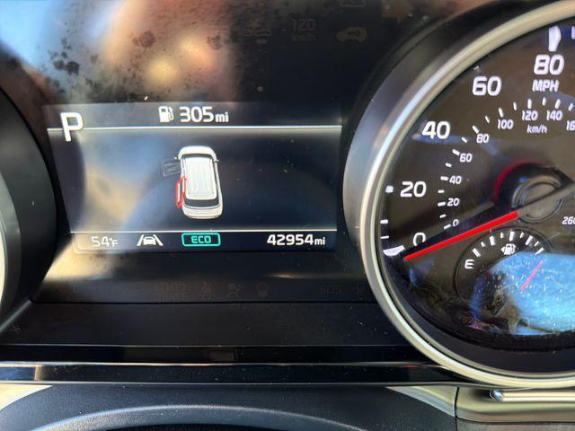 used 2024 Kia Carnival car, priced at $32,195