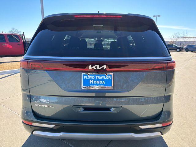 used 2024 Kia Carnival car, priced at $32,195
