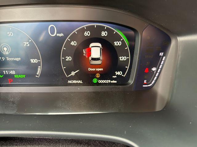 new 2026 Honda CR-V Hybrid car, priced at $40,250