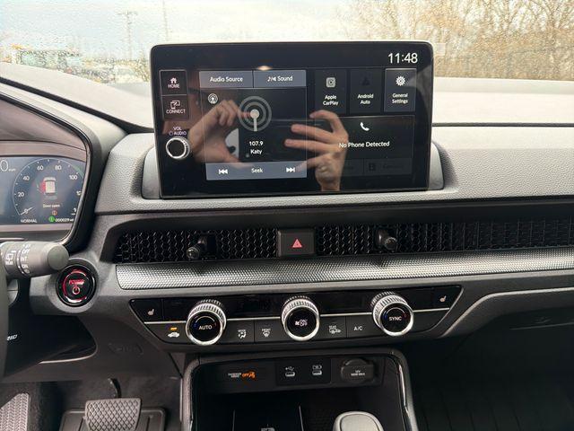 new 2026 Honda CR-V Hybrid car, priced at $40,250