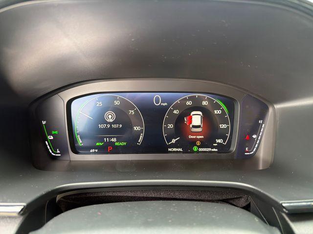 new 2026 Honda CR-V Hybrid car, priced at $40,250