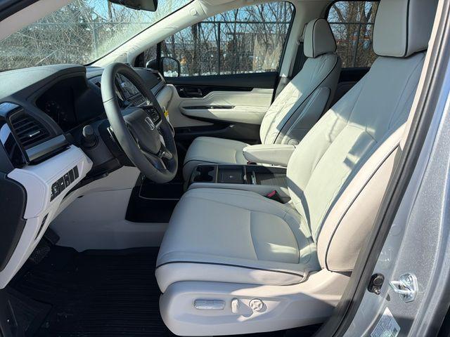 new 2026 Honda Odyssey car, priced at $48,990