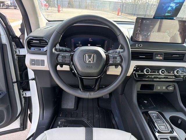 new 2026 Honda Pilot car, priced at $47,195