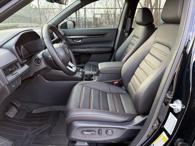 new 2026 Honda CR-V Hybrid car, priced at $40,175